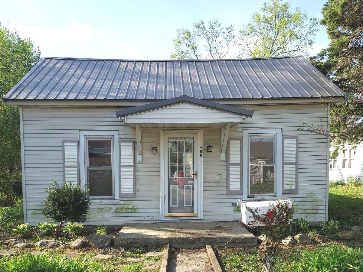  Sold Arcola Illinois, 460 & 464 Washington