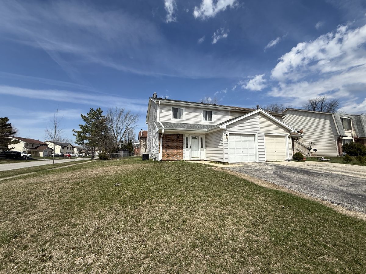  For Rent Hanover Park Illinois, 1874 Windward