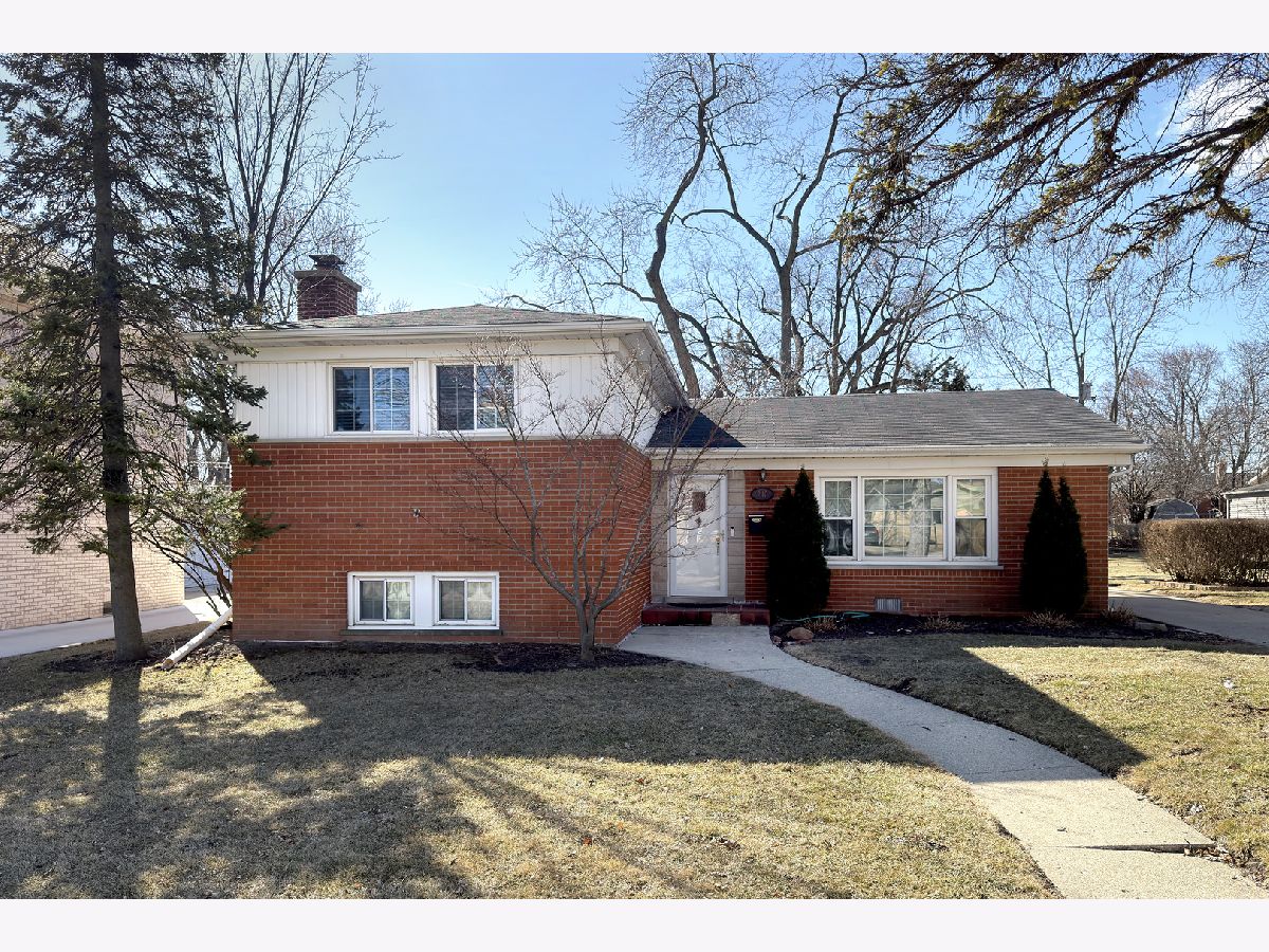 Homes For Sale Hatlen Heights Mount Prospect Illinois, 240 Hatlen Avenue