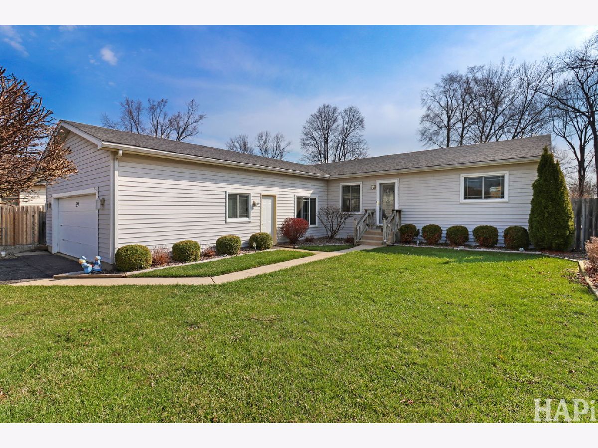  For Sale Fox Lake Illinois, 39 Lippincott Road
