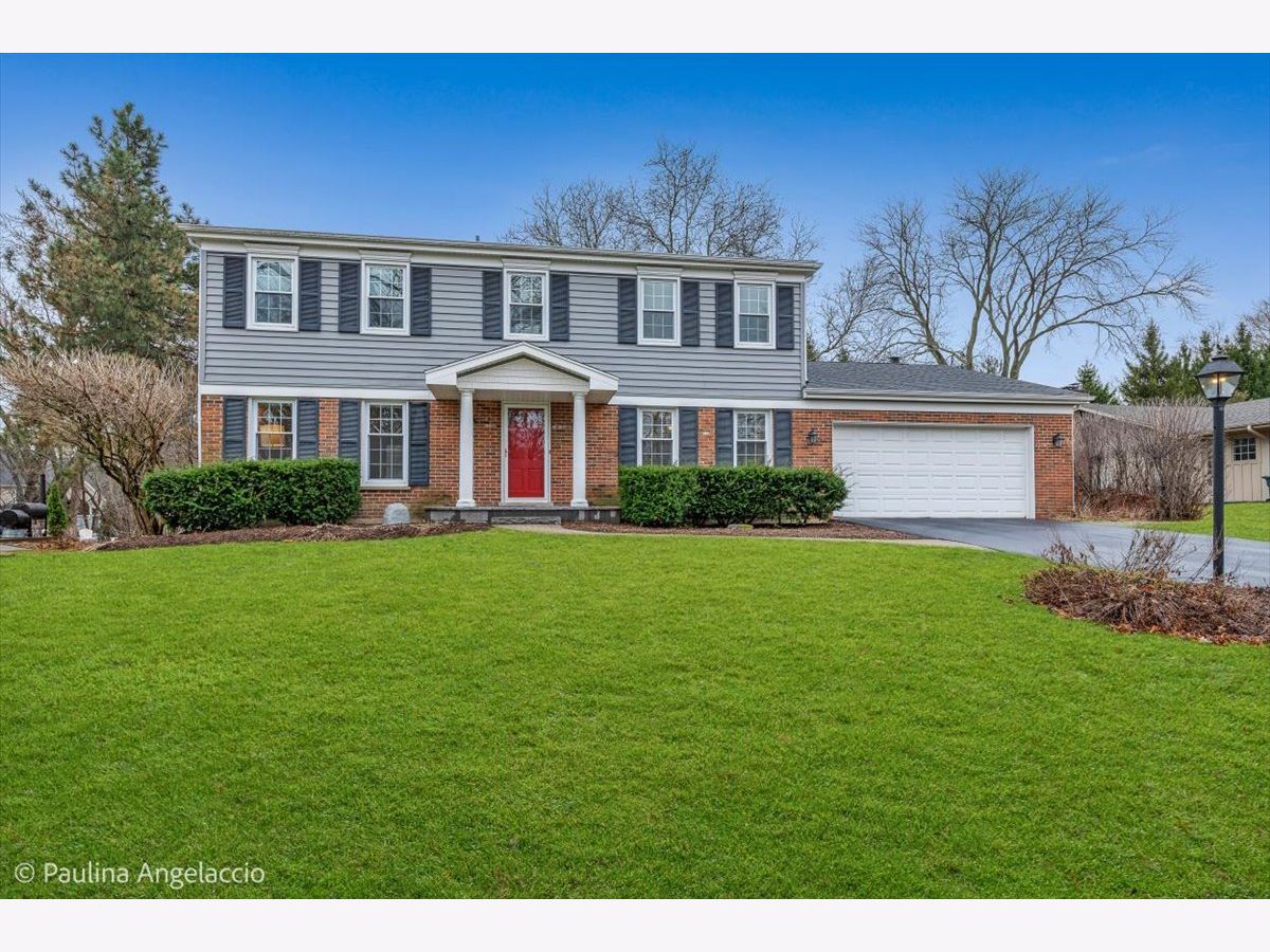  For Sale Barrington Illinois, 590 Red Barn Lane