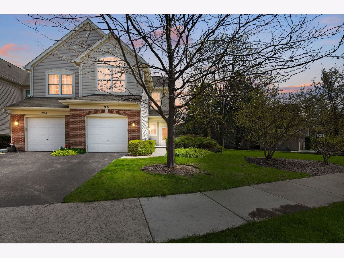  For Sale Grayslake Illinois, 1431 Doolittle Lane