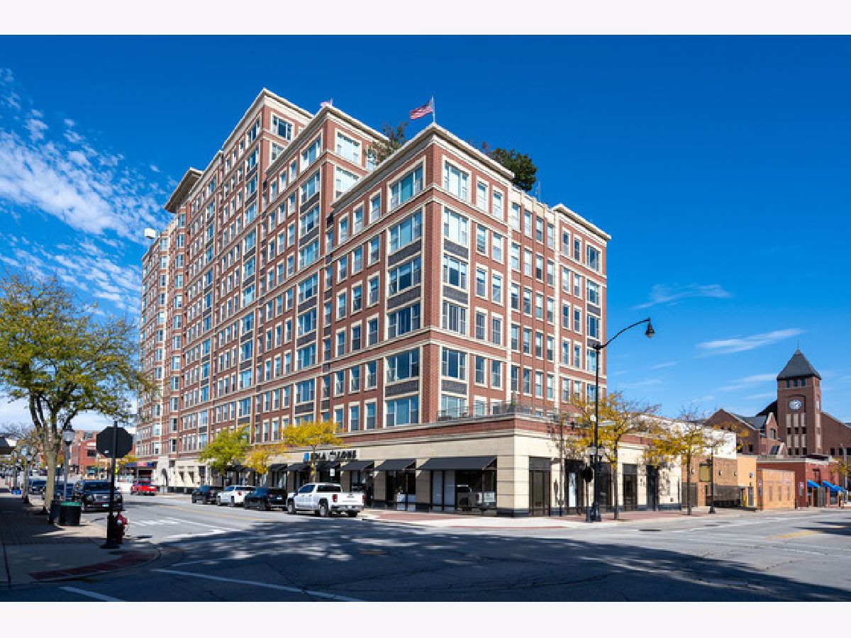 Condominiums For Rent Arlington Town Square Arlington Heights Illinois, 77 Evergreen