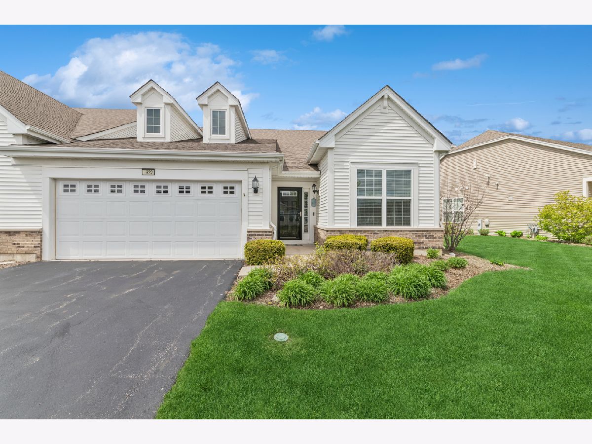 Townhomes & Homes For Sale Carillon At Cambridge Lakes Pingree Grove Illinois, 1822 Hannah Lane
