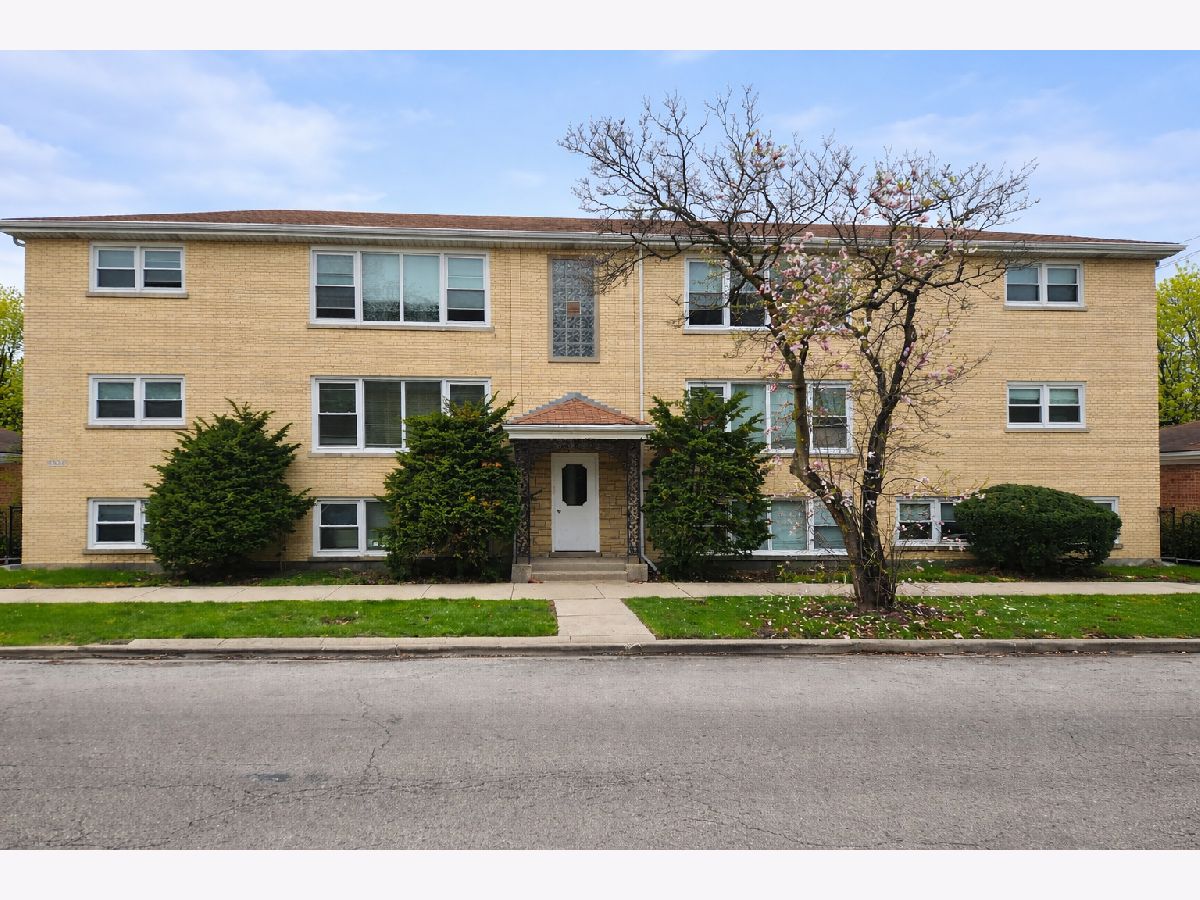  For Rent Chicago Illinois, 5834 Montrose