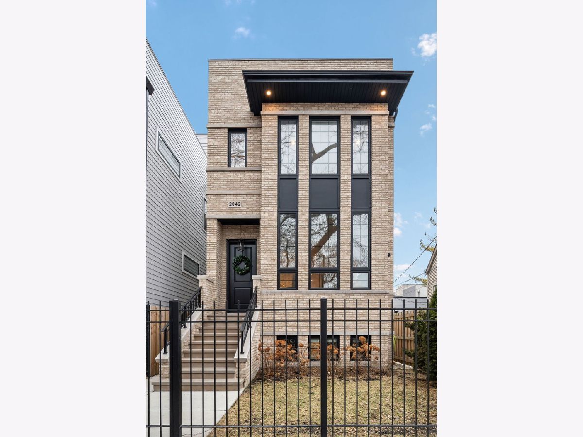Condos & Townhomes & Homes For Sale Bucktown Chicago Illinois, 2042 Honore Street