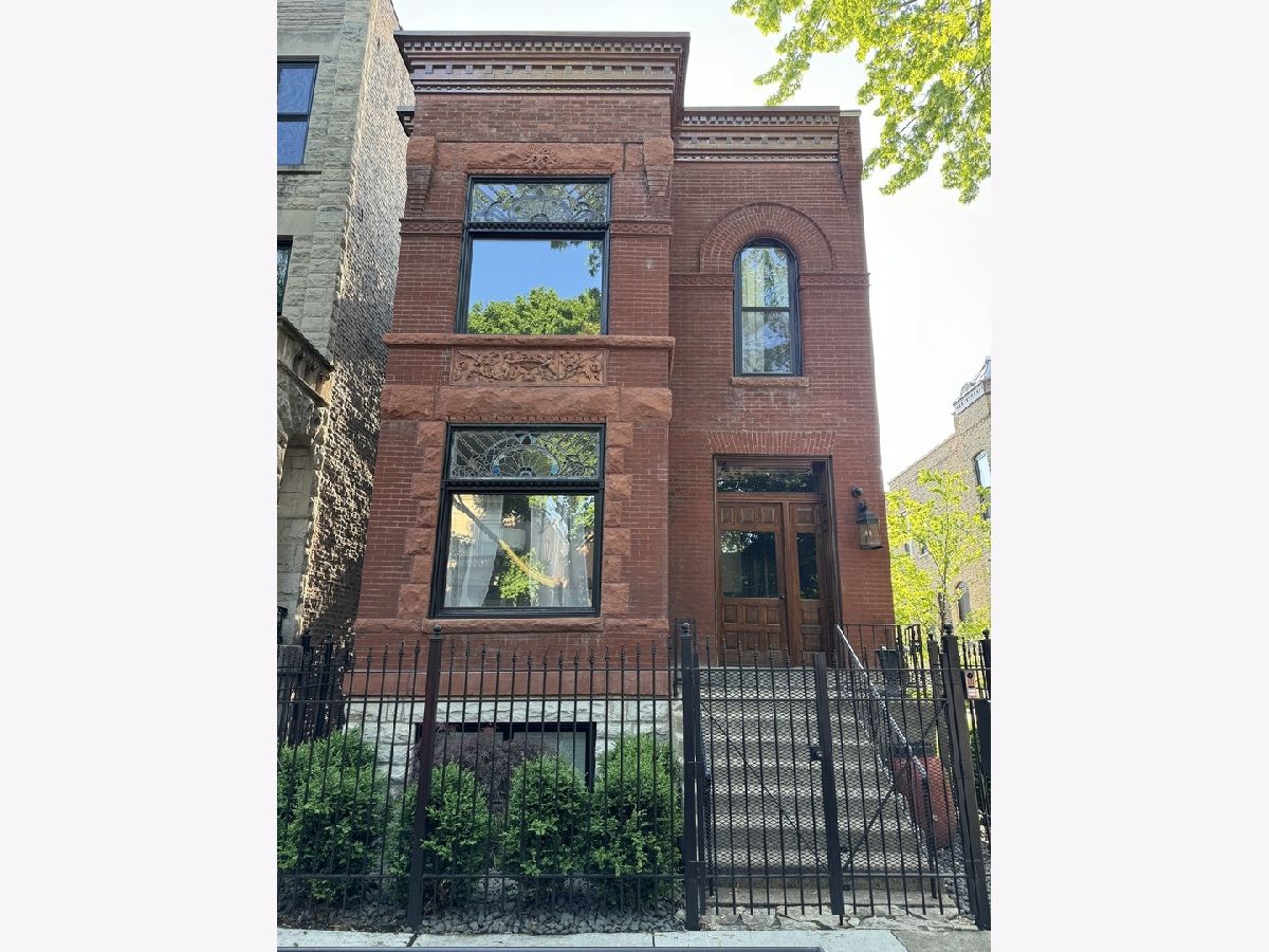 Condos & Townhomes & Homes For Rent Ukrainian Village Chicago Illinois, 1114 Hoyne