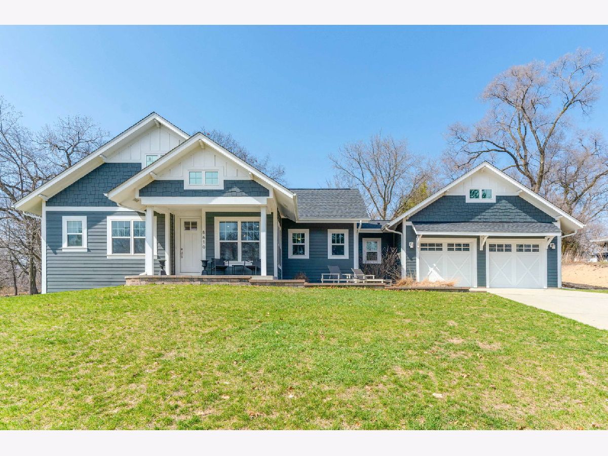  For Sale Pleasant Prairie Wisconsin, 8610 Lakeshore Drive