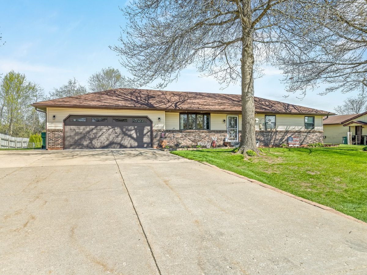  For Sale Roscoe Illinois, 11785 Balsa Lane