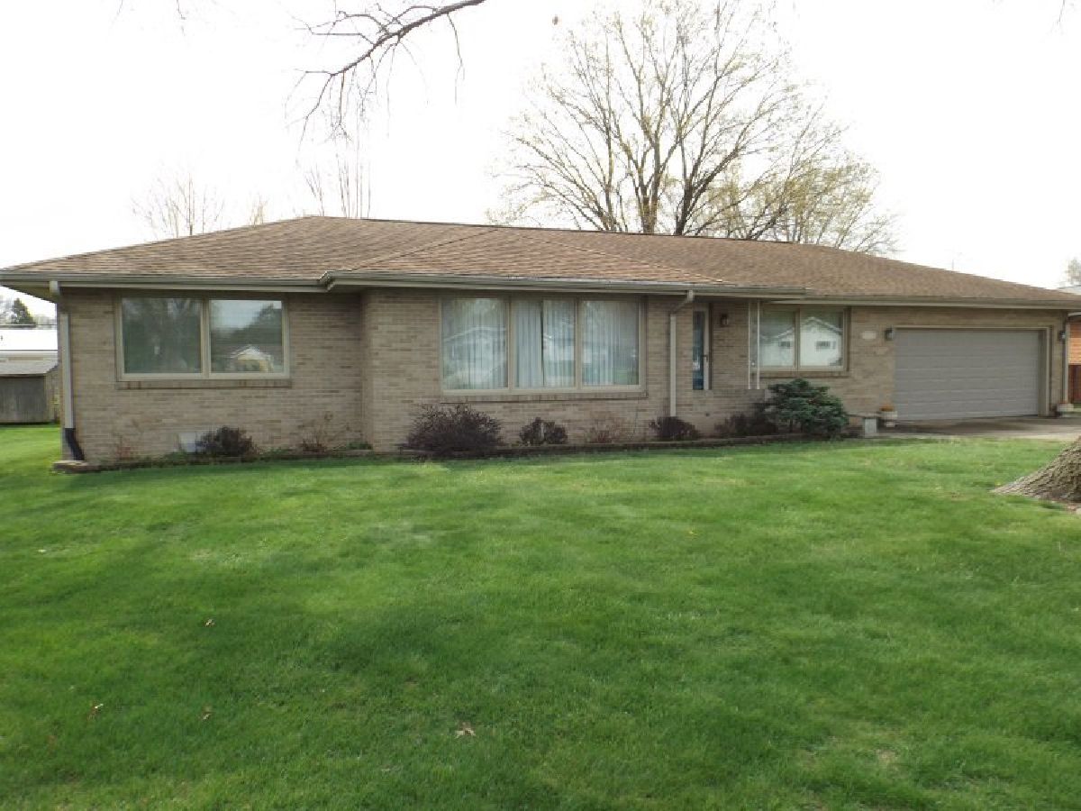  For Sale Rock Falls Illinois, 1006 Selmi Lane