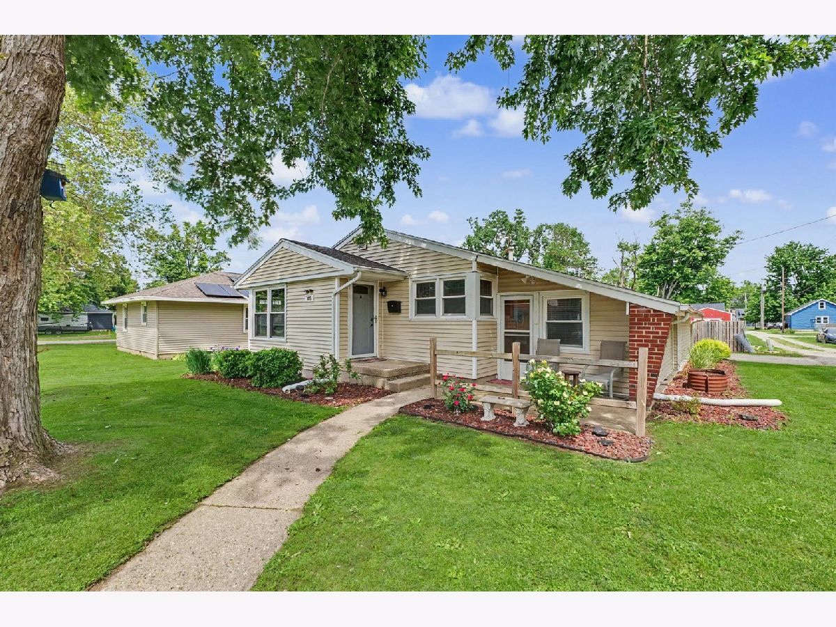  For Sale Tuscola Illinois, 305 Court Street