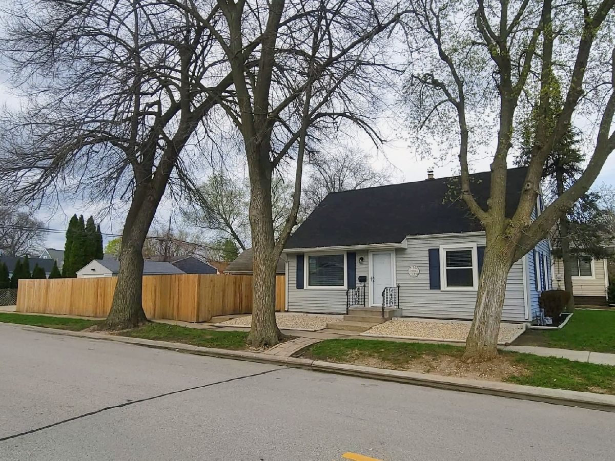  For Sale Loves Park Illinois, 5501 Garden Plain Avenue