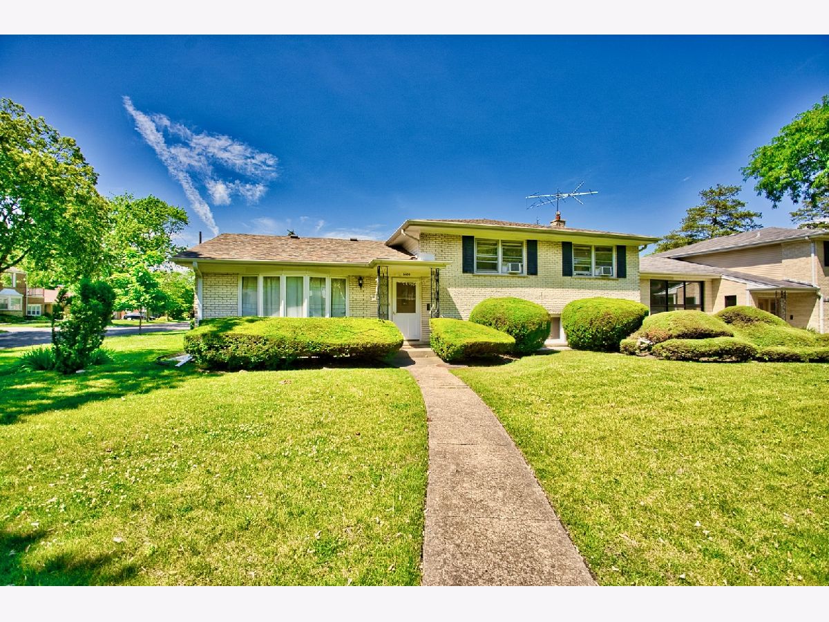  For Sale Skokie Illinois, 4454 Concord Lane