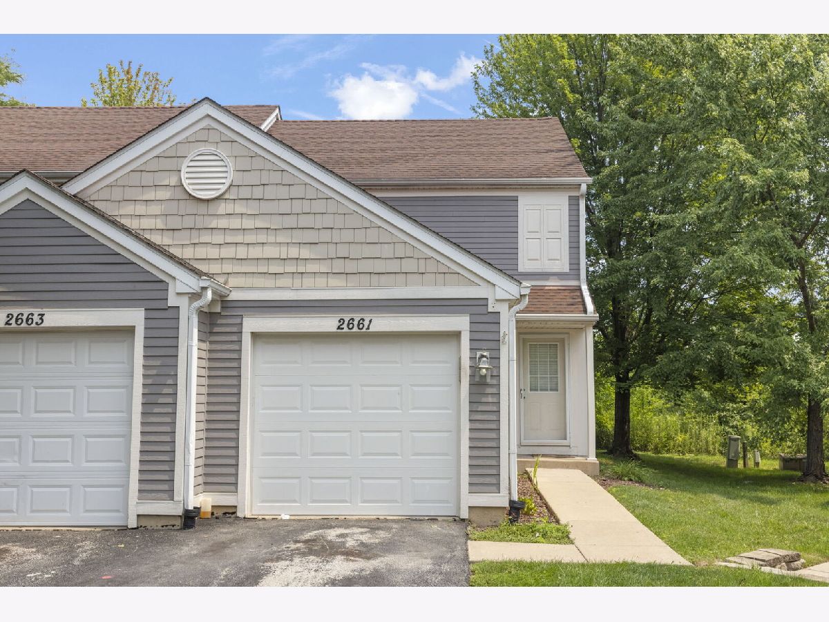 Townhomes For Rent Cinnamon Glen Aurora Illinois, 2661 Prairieview