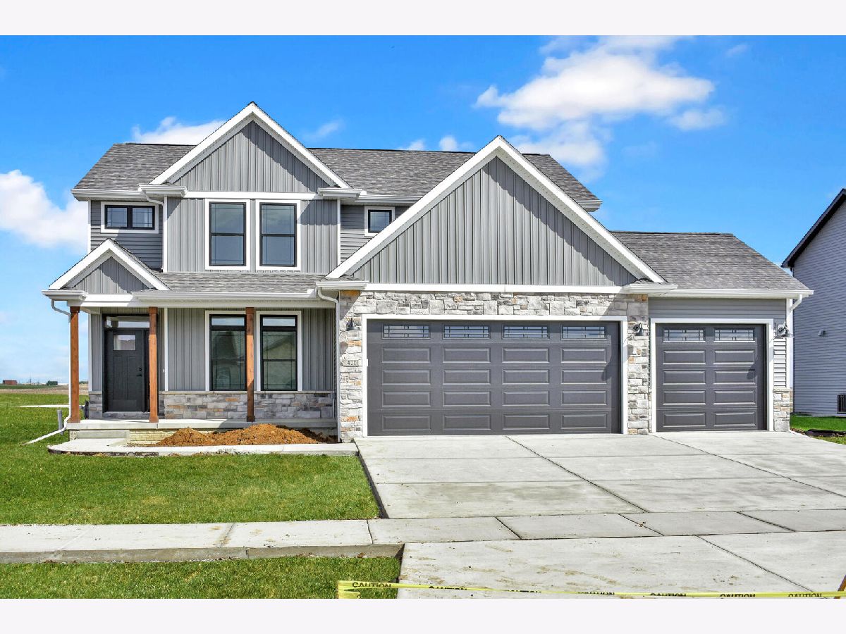  For Sale Mahomet Illinois, 1420 Tinley Lane