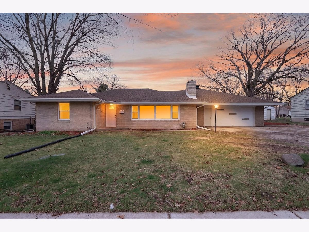  For Sale Rockford Illinois, 3229 Blackstone Avenue