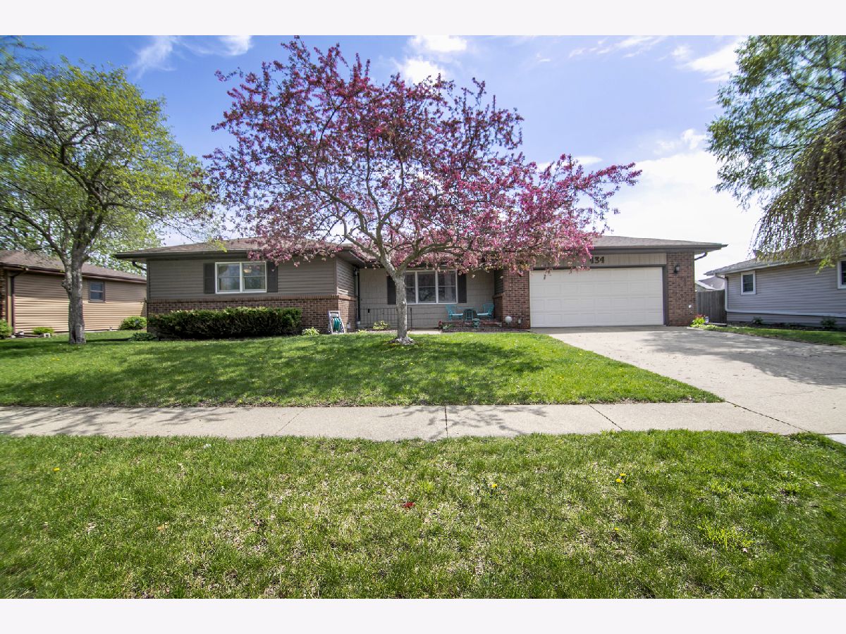 Homes & Townhomes For Sale Village Meadows Bourbonnais Illinois, 434 Meadows Road