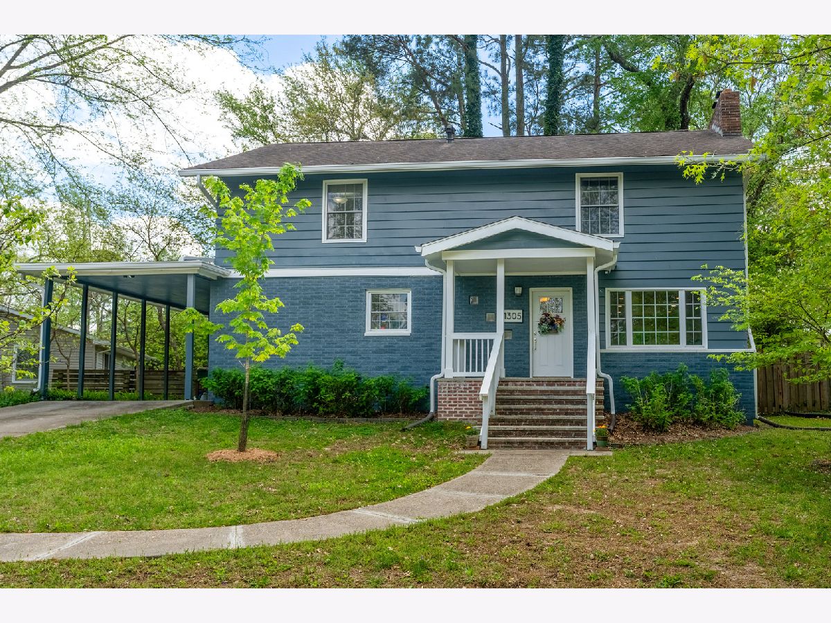  For Sale Carbondale Illinois, 1305 Tenney Drive
