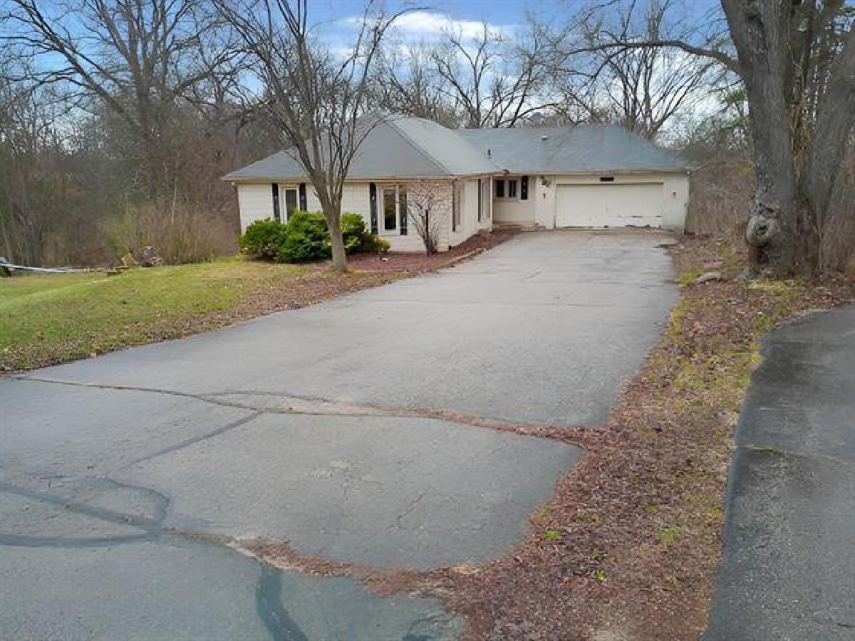  For Sale Roscoe Illinois, 8046 Harvest Hill Drive