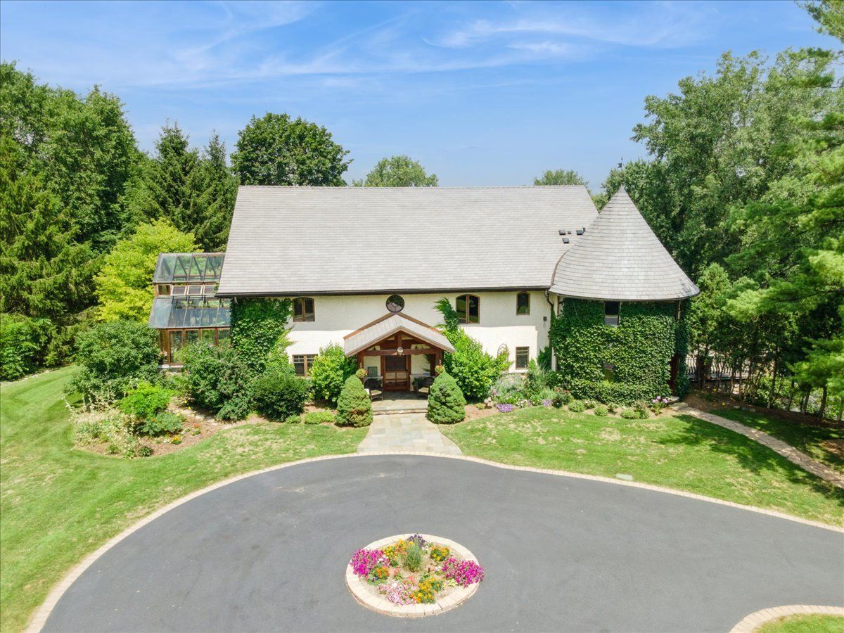  For Sale Barrington Hills Illinois, 236 Steeplechase Road