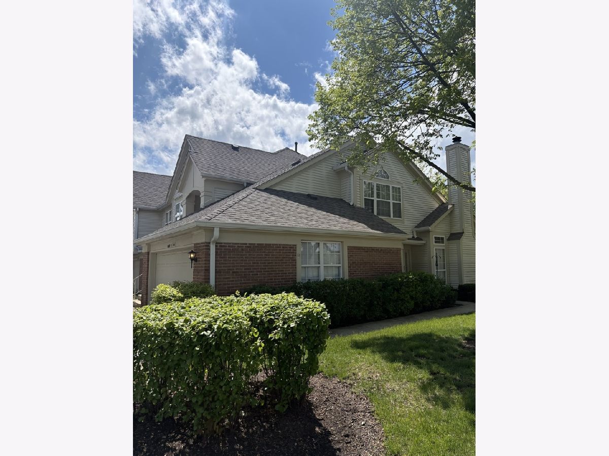 Homes & Townhomes & Condos For Sale Fairfax Silvercrest Bartlett Illinois, 1602 Columbia Circle