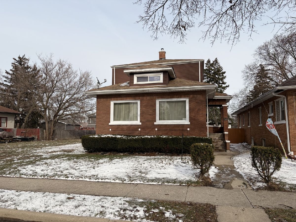  For Sale Maywood Illinois, 153 18th Avenue