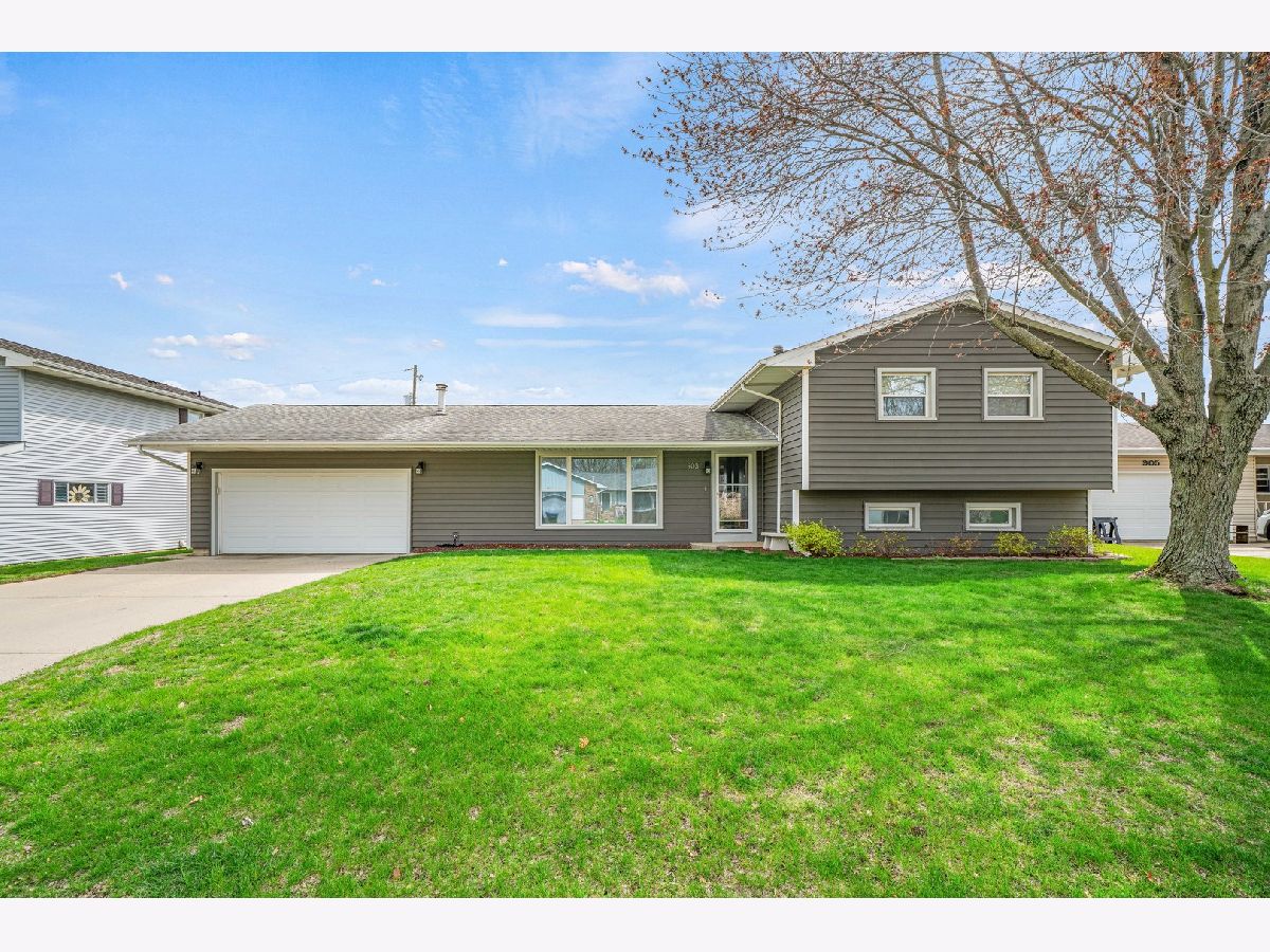  For Sale Rock Falls Illinois, 903 Wiker Drive