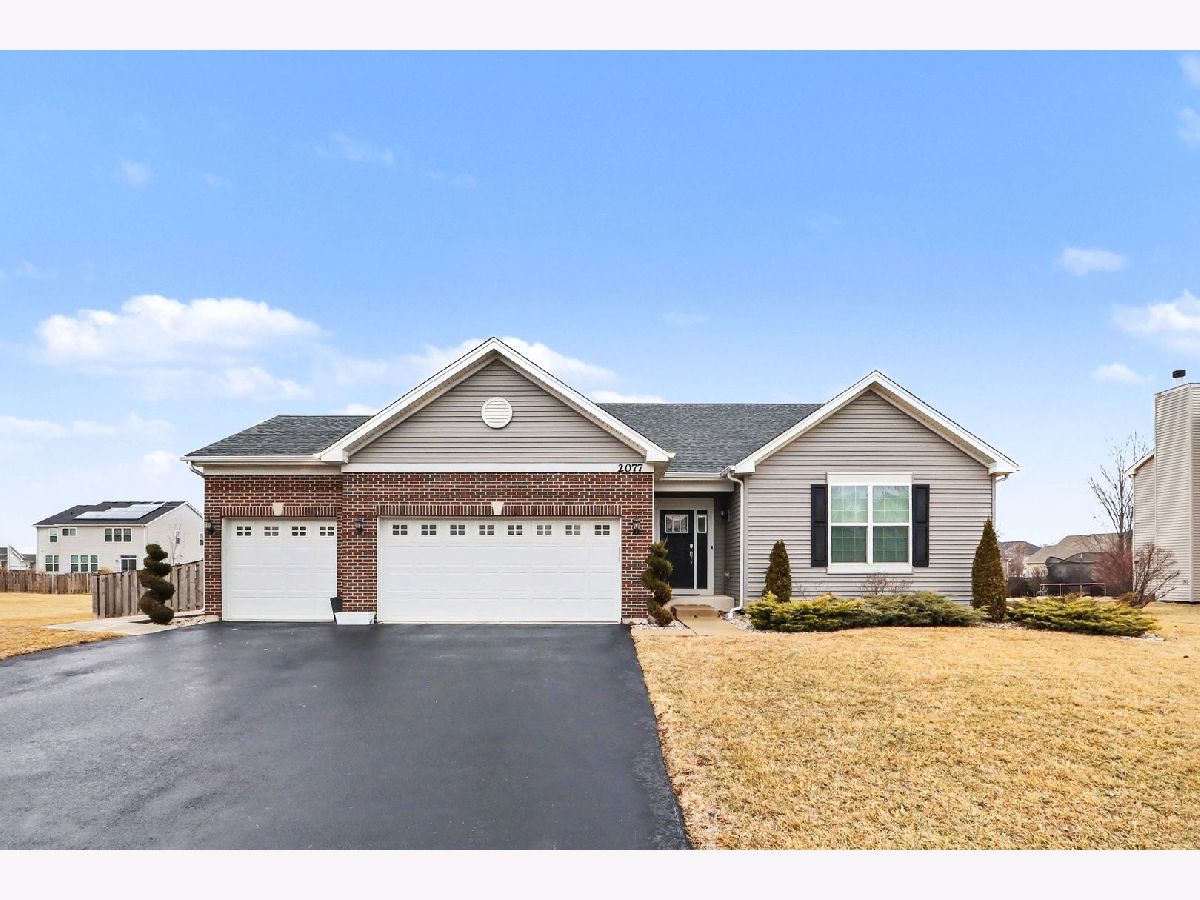 Homes & Townhomes For Sale Raintree Village Yorkville Illinois, 2077 Hearthstone Avenue