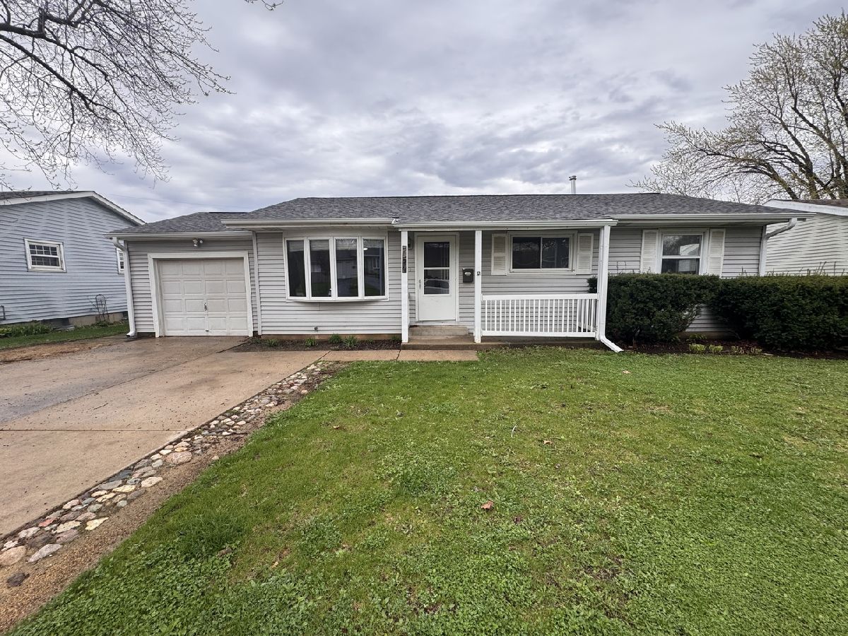  Rented Genoa Illinois, 757 Watson