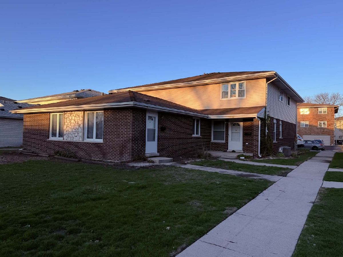  For Rent Oak Lawn Illinois, 10429 Austin