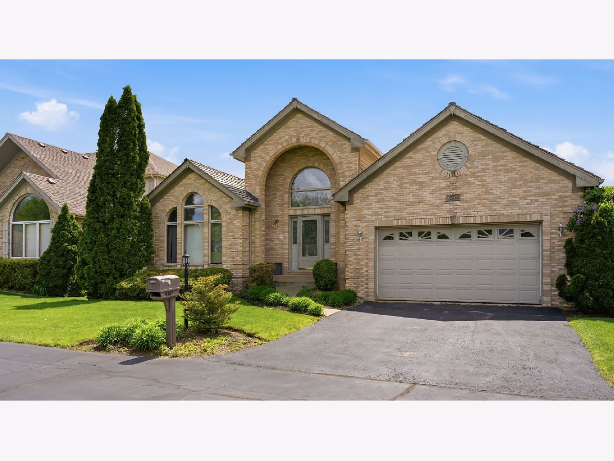  For Sale Lakewood Illinois, 9307 Loch Glen Drive