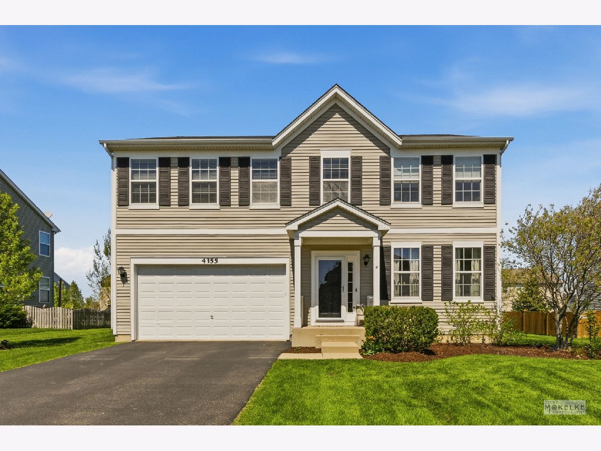 Homes For Sale Hunt Club Oswego Illinois, 4355 Schofield Drive