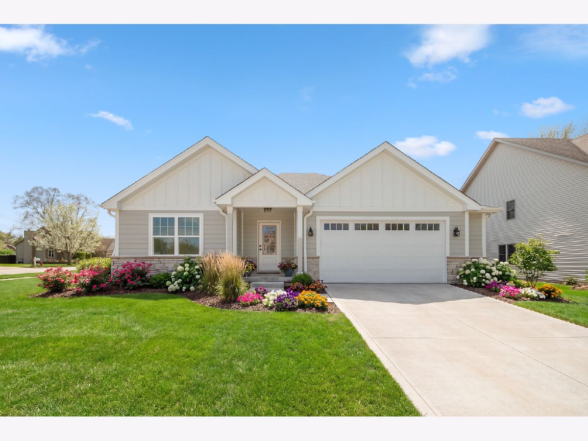  For Sale Shorewood Illinois, 24621 Kaylee Street