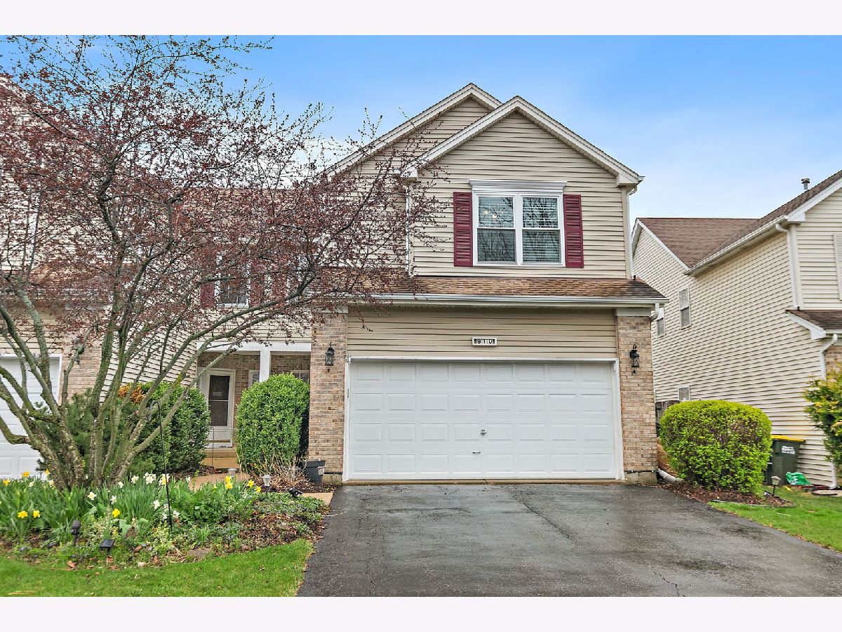  For Sale Lake In The Hills Illinois, 910 Cynthia Lane