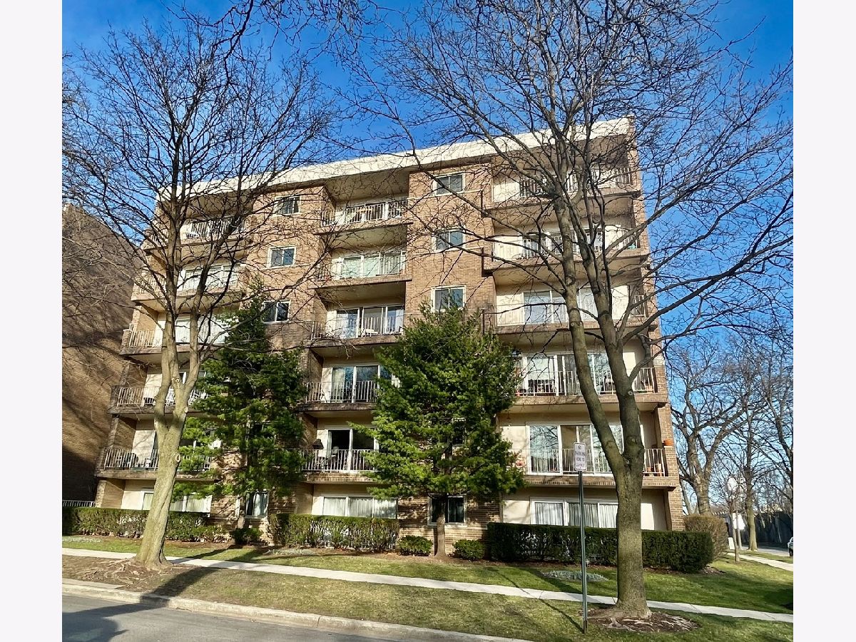  For Sale River Forest Illinois, 407 Ashland Avenue