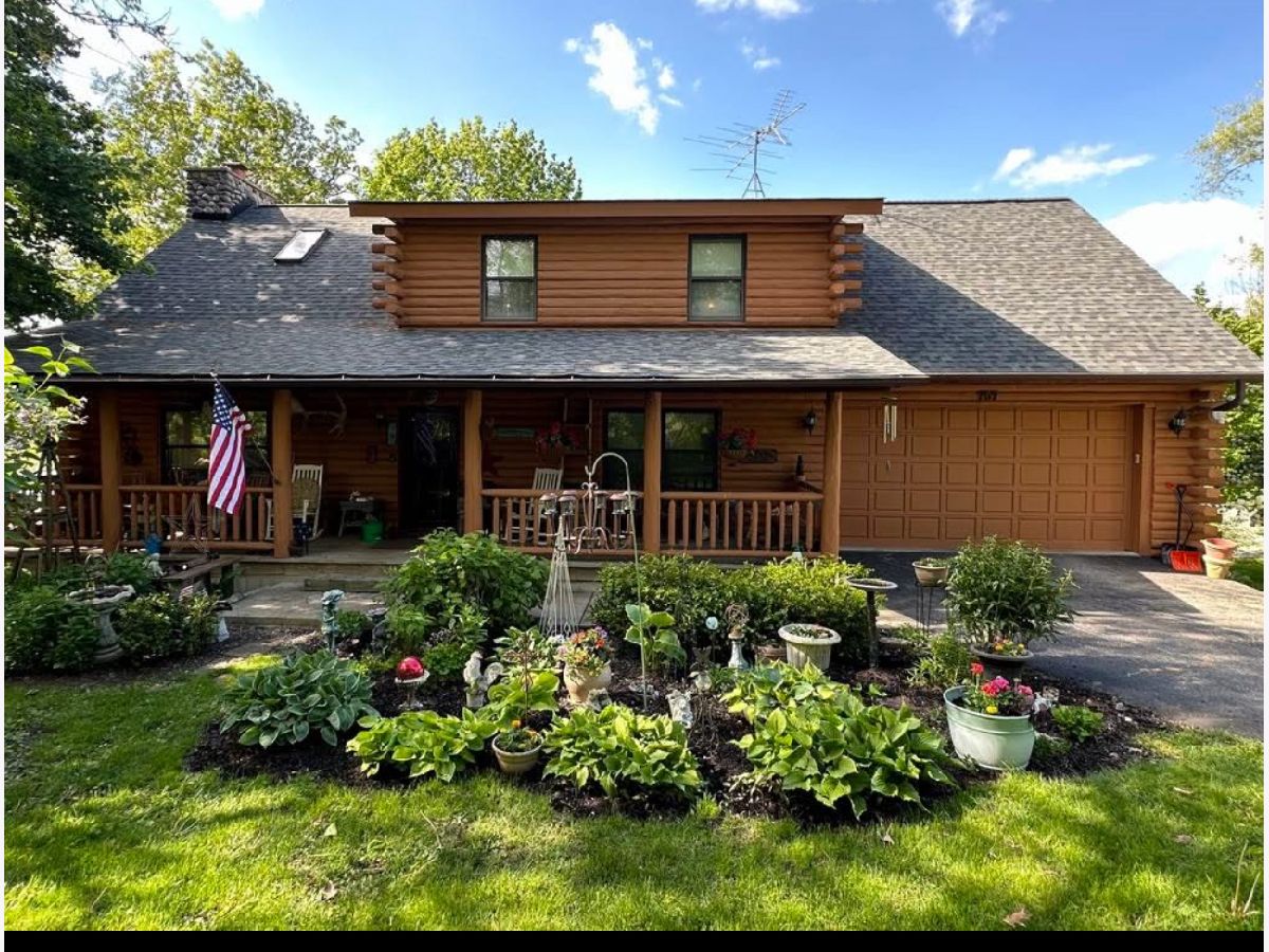  For Sale Mchenry Illinois, 707 Quinn Road