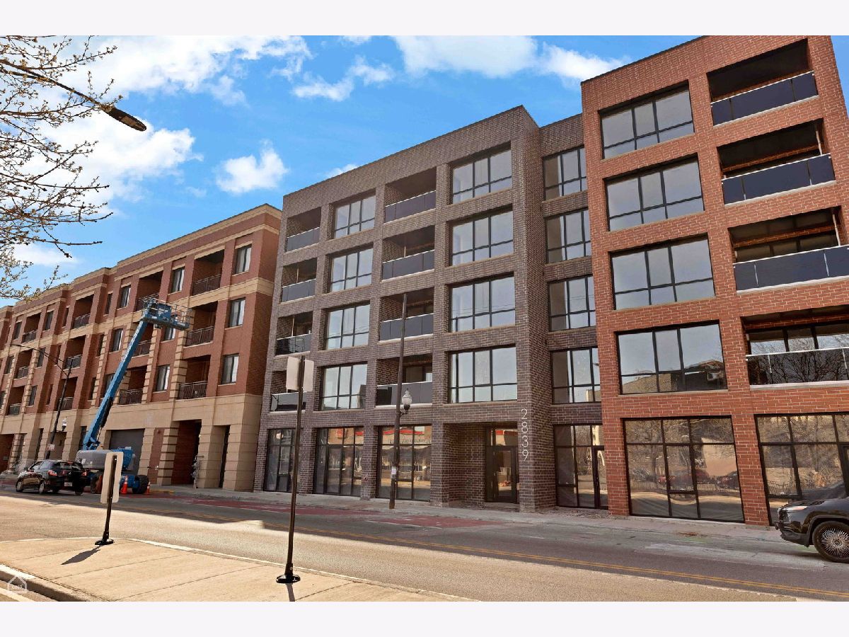  Rented Chicago Illinois, 2839 Belmont