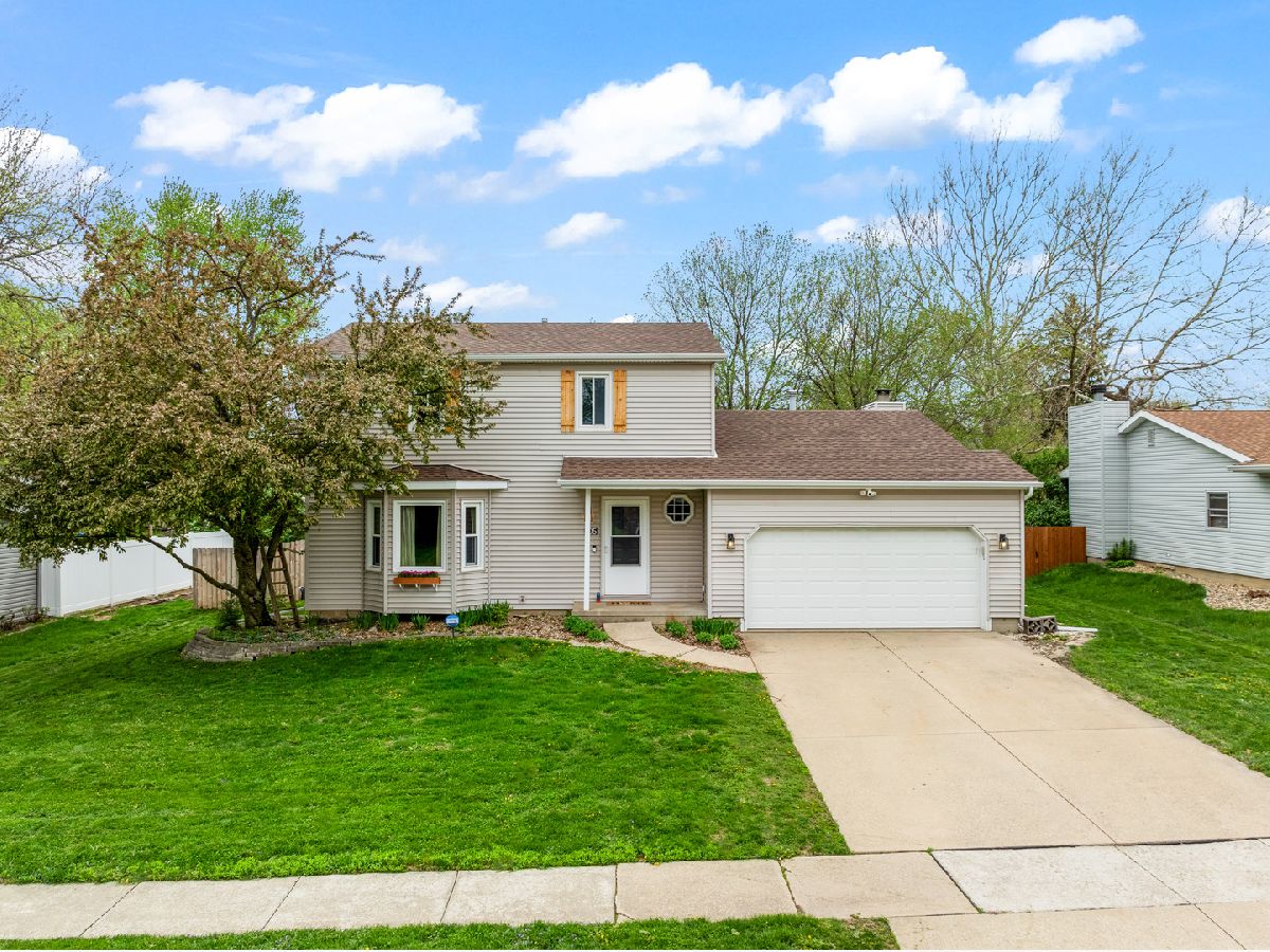 Homes & Condos & Townhomes For Sale Parkside Normal Illinois, 105 Colchester Drive