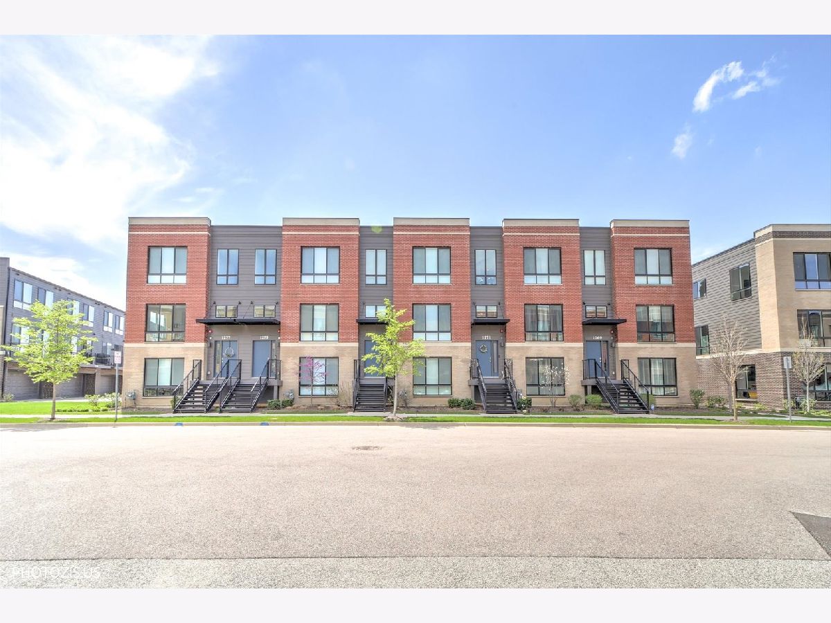  For Sale Schaumburg Illinois, 1271 Catalina Court