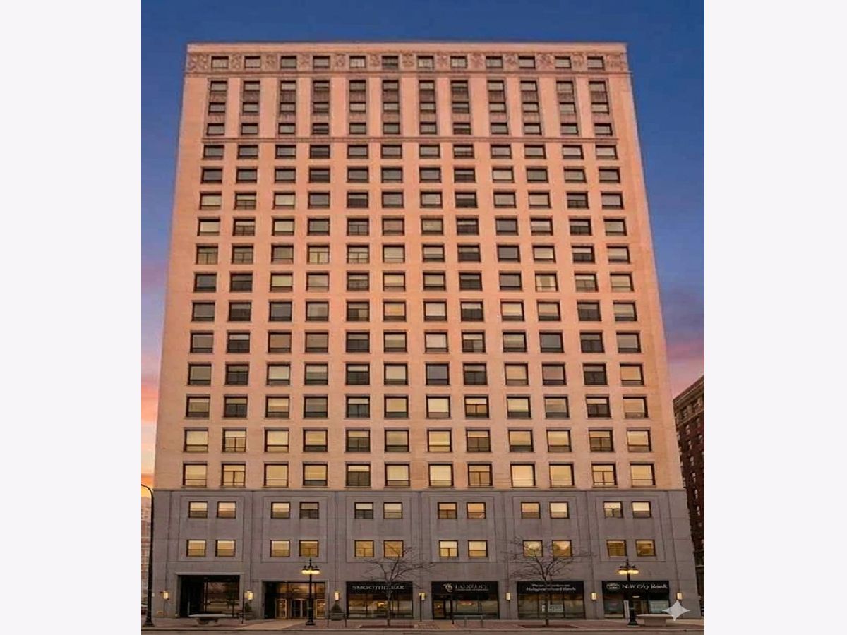 Condominiums For Sale Michigan Avenue Lofts Chicago Illinois, 910 Michigan Avenue