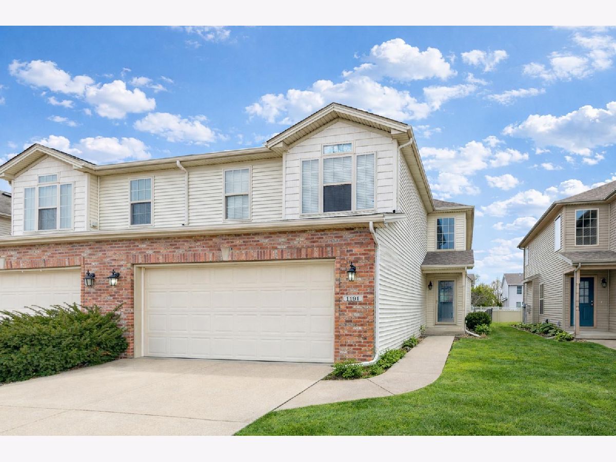 Condos & Townhomes For Sale Enclaves At Eagles Landing Normal Illinois, 1191 Heron Drive