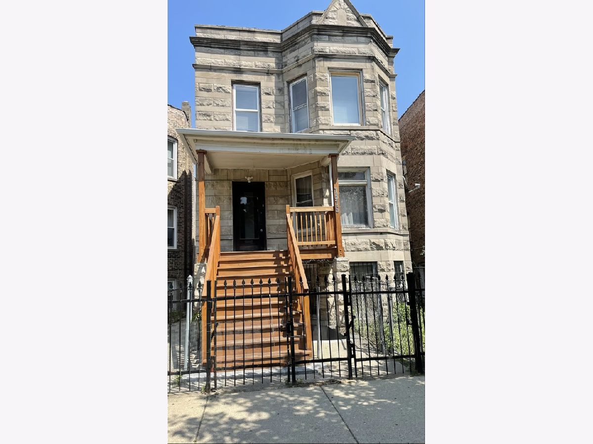  Rented Chicago Illinois, 1511 Keystone