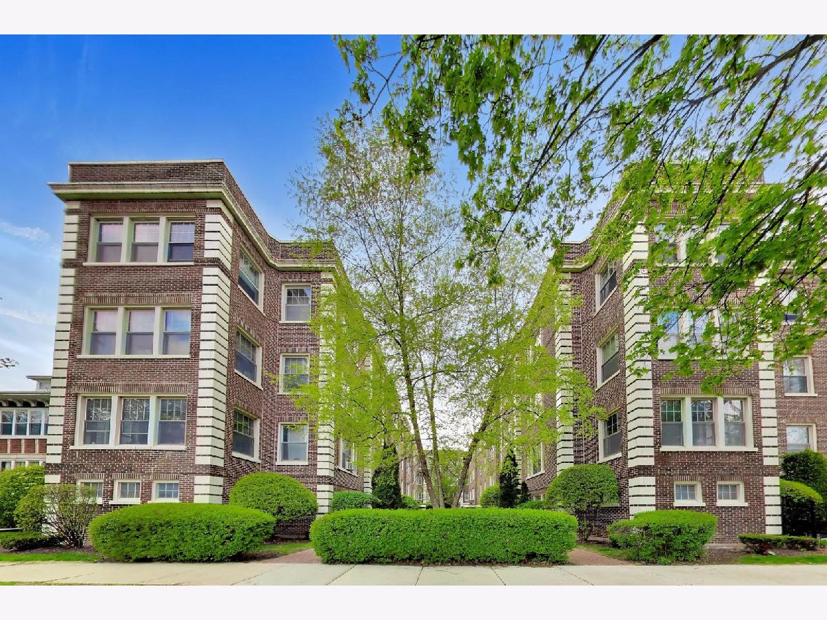  For Sale Oak Park Illinois, 443 Lombard Avenue