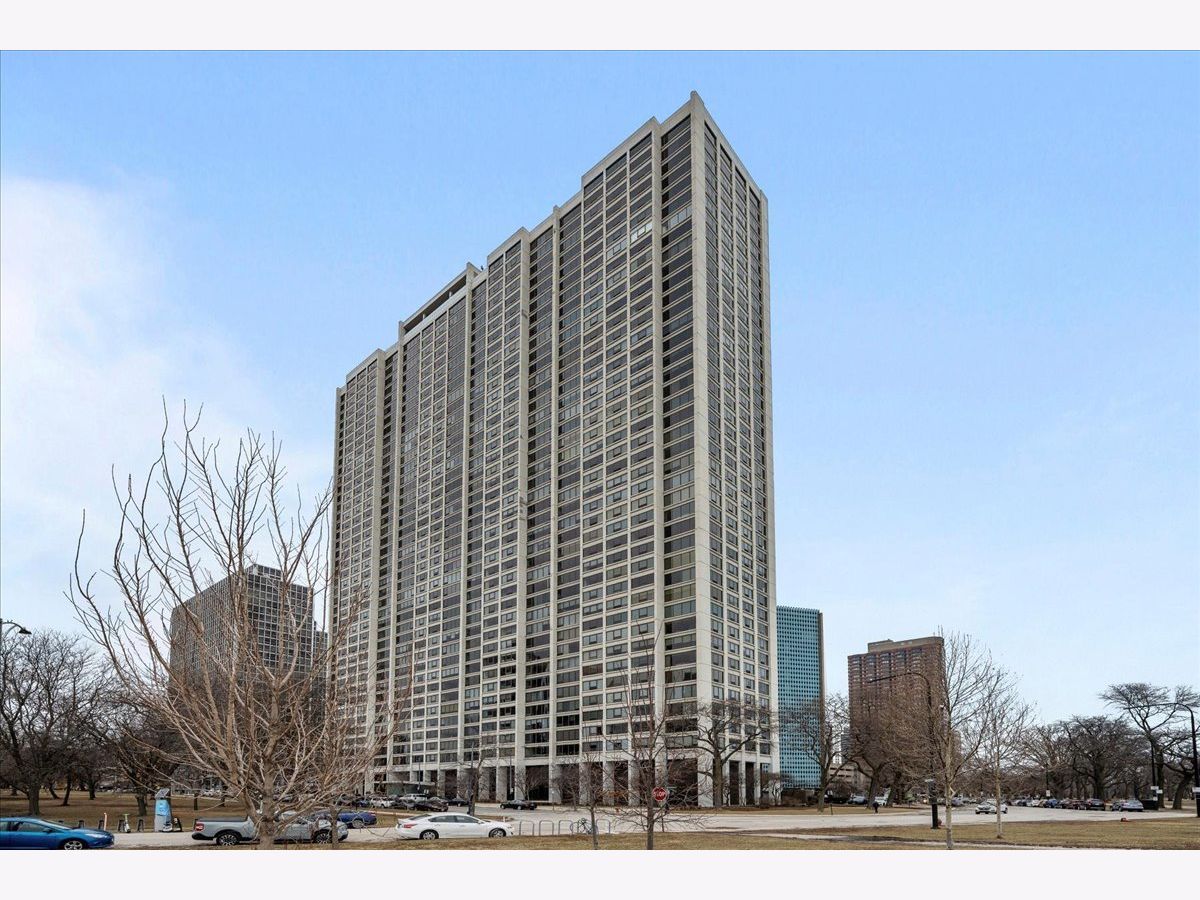  Sold Chicago Illinois, 2800 Lake Shore