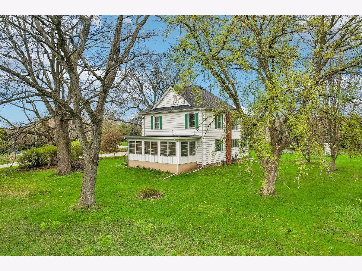 For Sale Woodstock Illinois, 10604 Charles Road