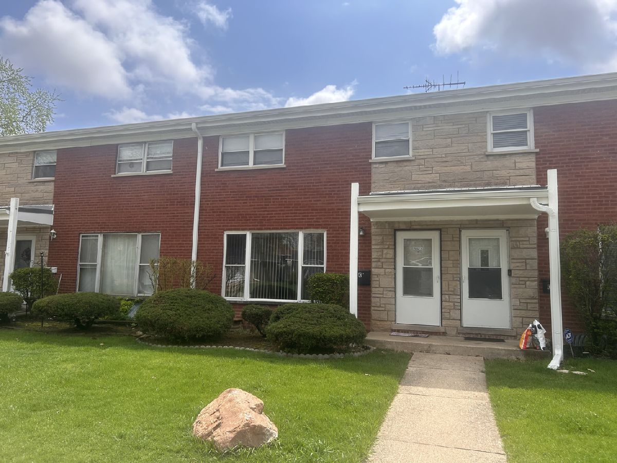  For Rent North Aurora Illinois, 208 Dee