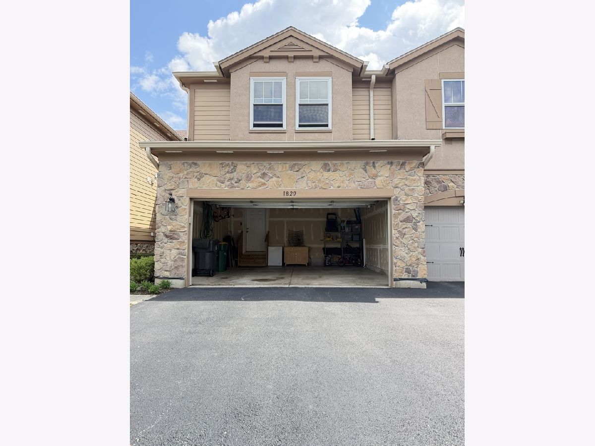  For Sale Vernon Hills Illinois, 1820 Crenshaw Circle