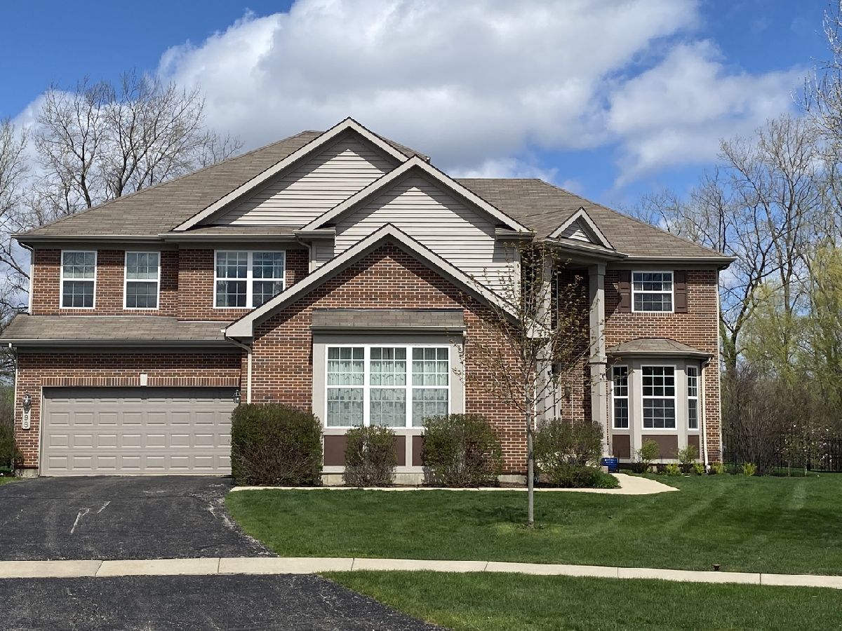  For Sale Lake Villa Illinois, 698 Blazing Star Court