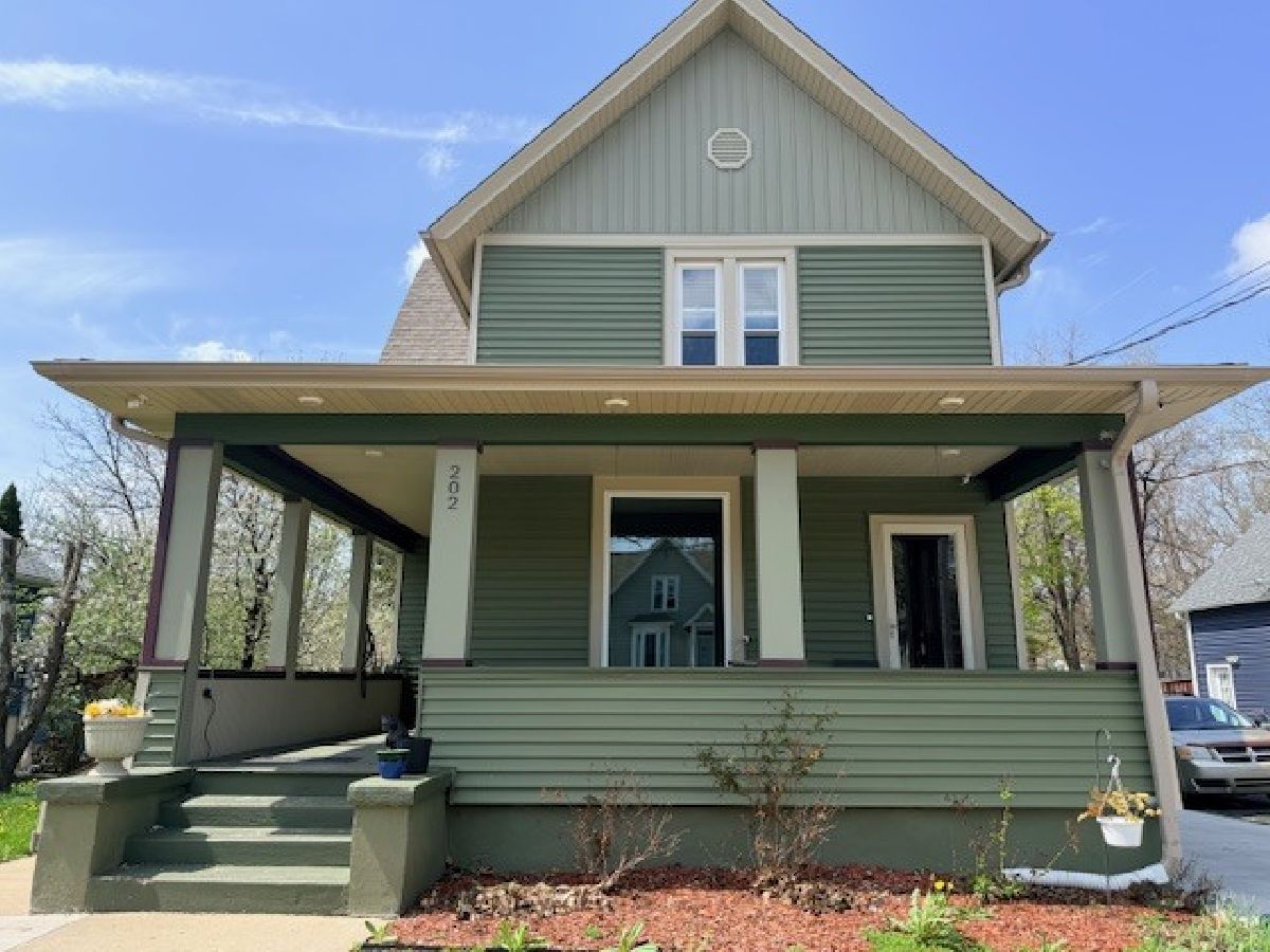  For Rent Elgin Illinois, 202 Perry