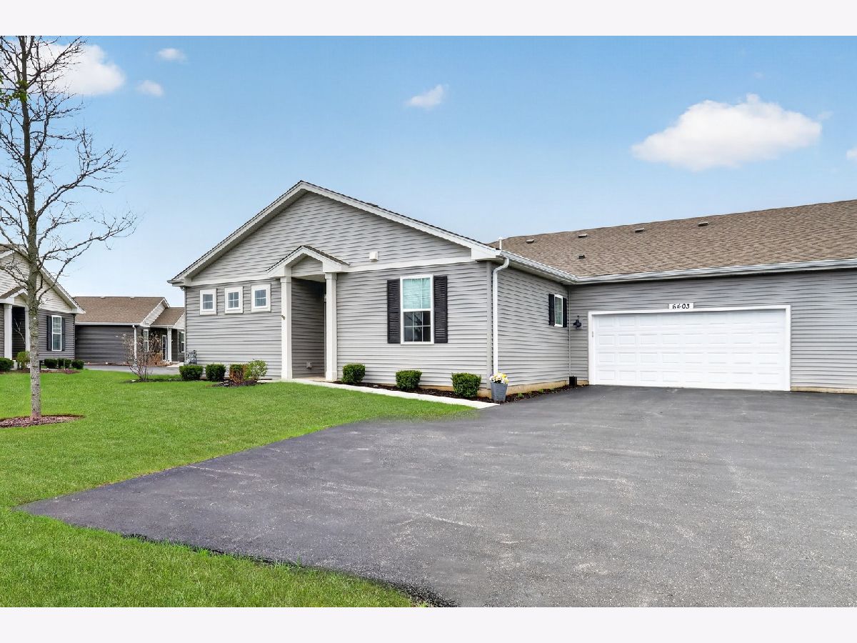 Condos & Townhomes & Homes For Sale Stonewater Wonder Lake Illinois, 6403 Maple Glen Drive